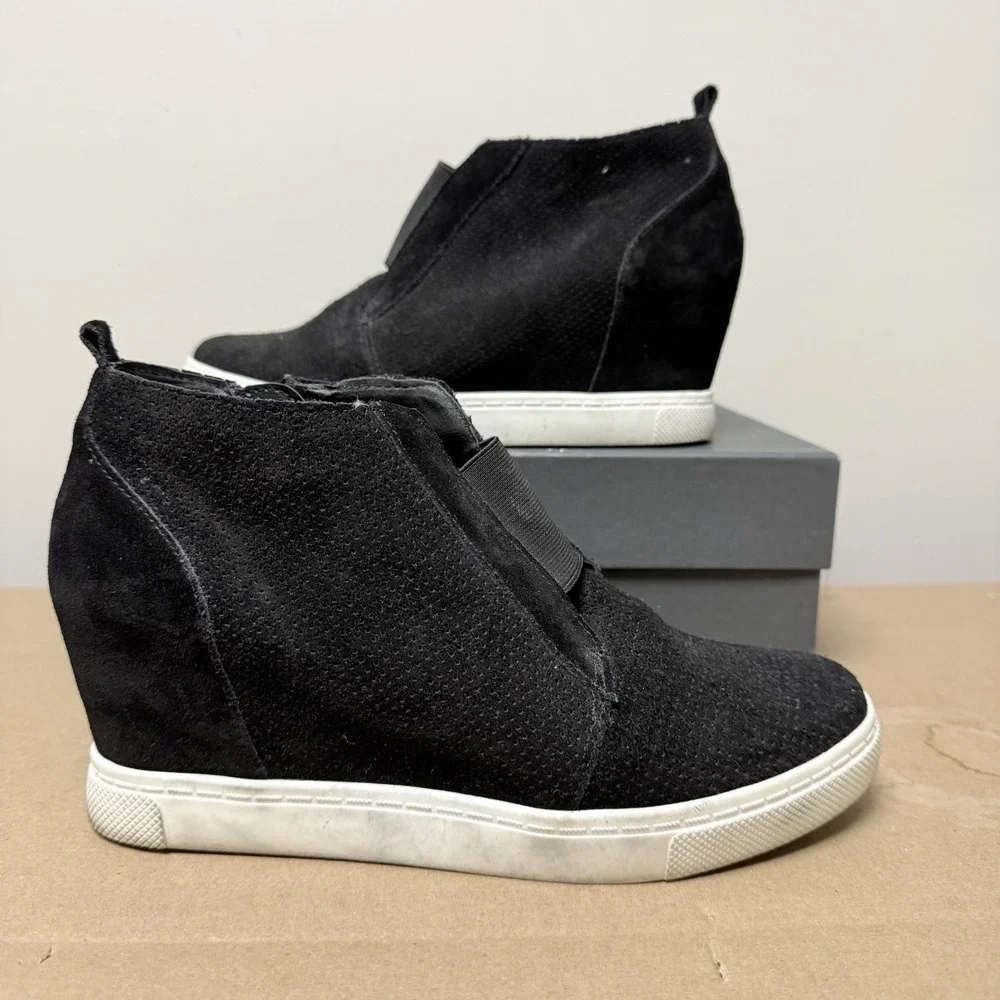 Steve Madden Womens Sz 10M Black‎ Suede Hidden Wedge Boots Sneakers Shoes - Picture 2 of 6